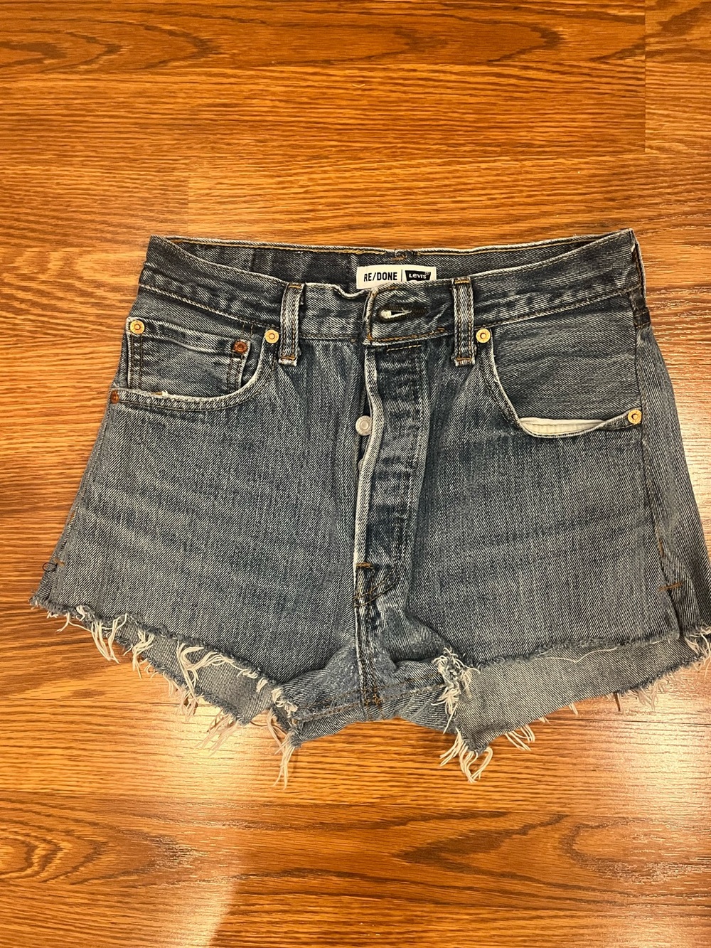 Re/Done x Levi’s Distressed High-Rise Denim Shorts